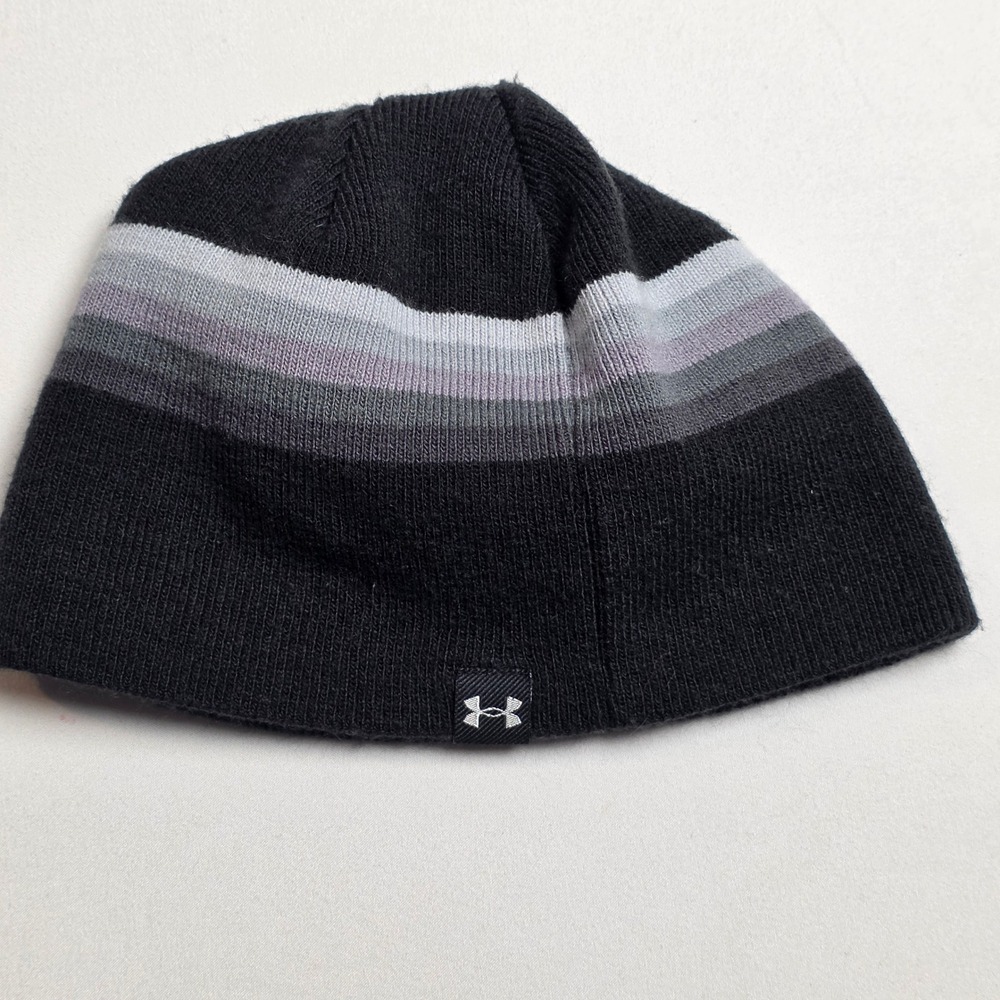 Under Armour Hat Youth One Size Black Acrylic Beanie Cap Knitted Stretch Outdoor - Picture 3 of 4
